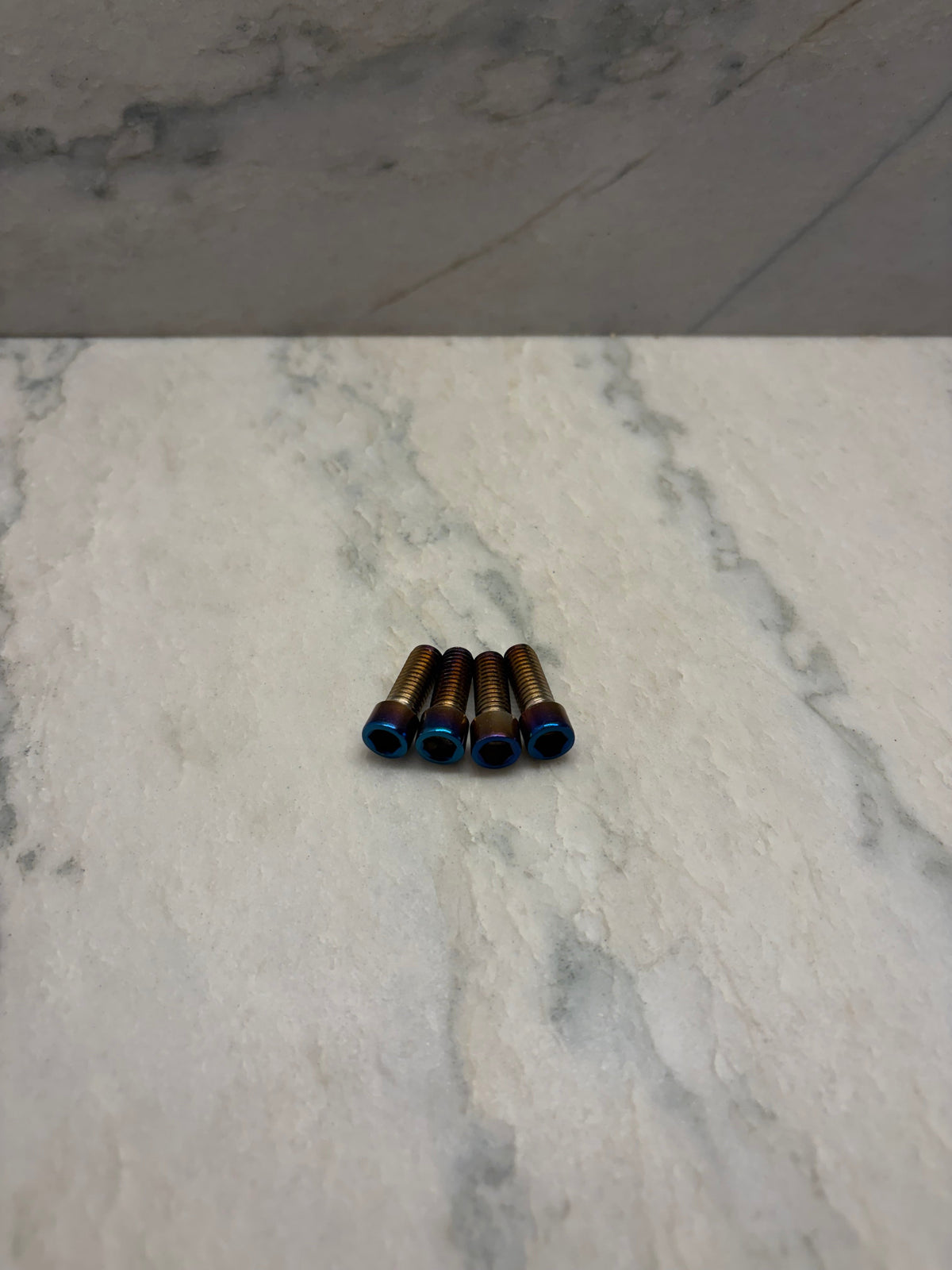 Rtr/tuttio handlebar mounting bolts